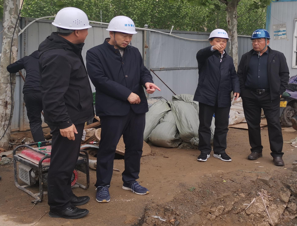 ֣���й���ί����������������ָ��ͨѶ���߽��蹤��