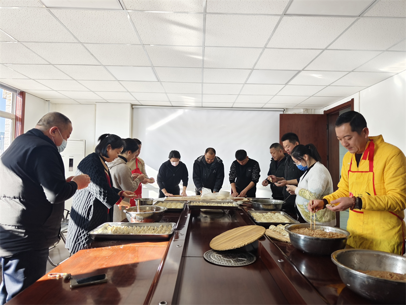 ֣�ݽ�ͶͨѶ�������޹�˾��չ�������ӡ�ӭ�������