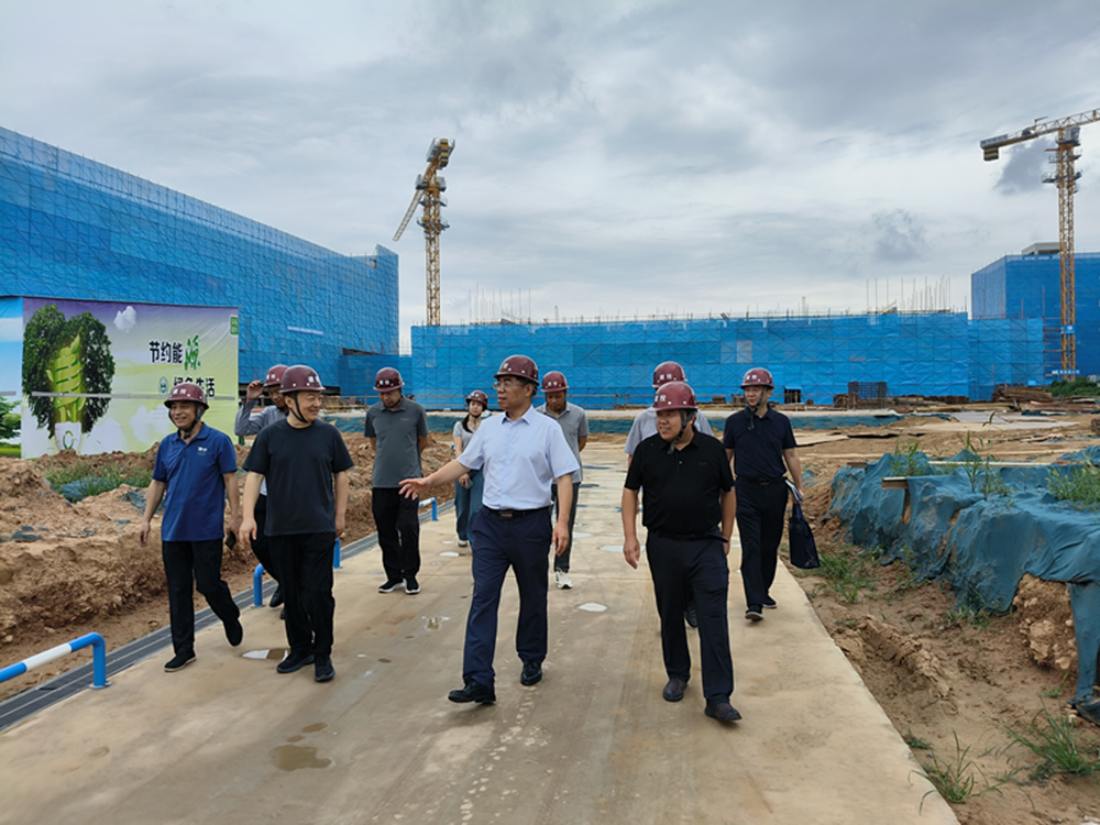 ����app���վ����-�����й���ί��ǡ����³�������ʮ�߸߼���ѧ��Ŀ������Ŀ���蹤��